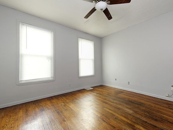 5th image of 1709 Pleasant Ave