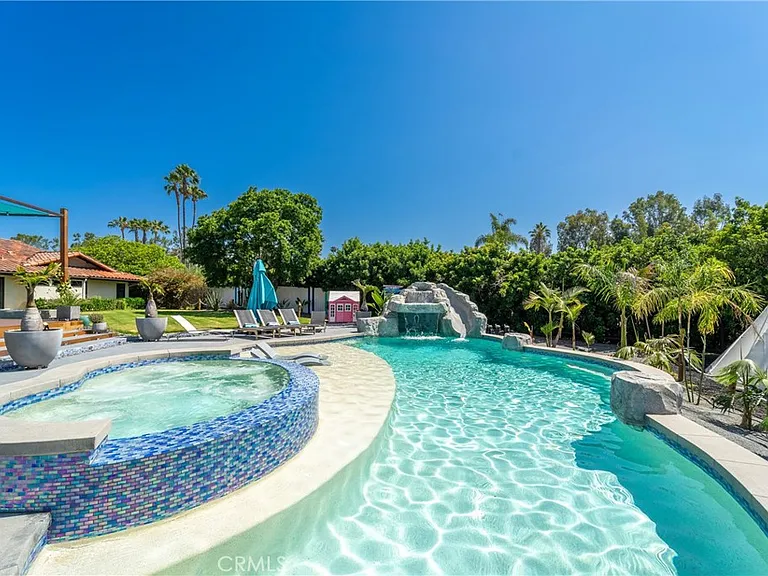 7337 La Soldadera — Photo 46