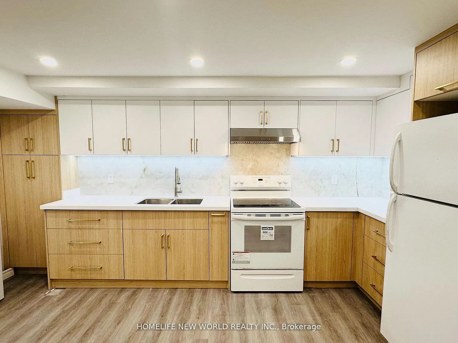 3 bed, $1,800 — Photo 3