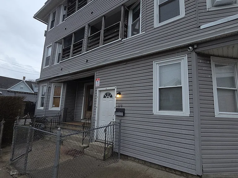 175-177 Newfield Ave #175-3 — Photo 3
