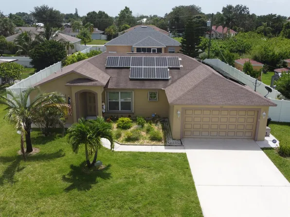 111 NW Aileen St, Port Saint Lucie, FL 34983