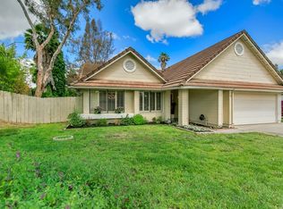 1684 W Knapp Dr, Vista, CA 92083
