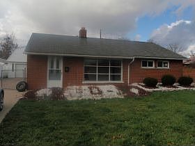 1st image of 27135 Belanger St