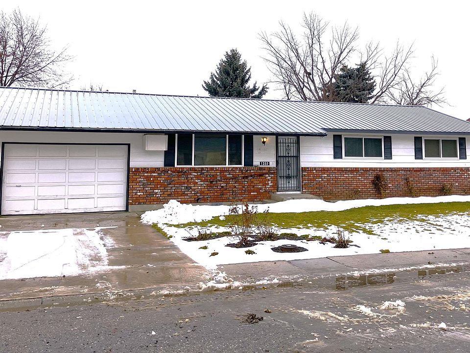 1st image of 1352 E Park St