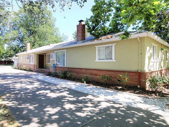 2nd image of 2727 57th St