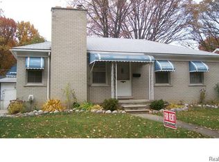 32600 Vermont St, Livonia, MI 48150