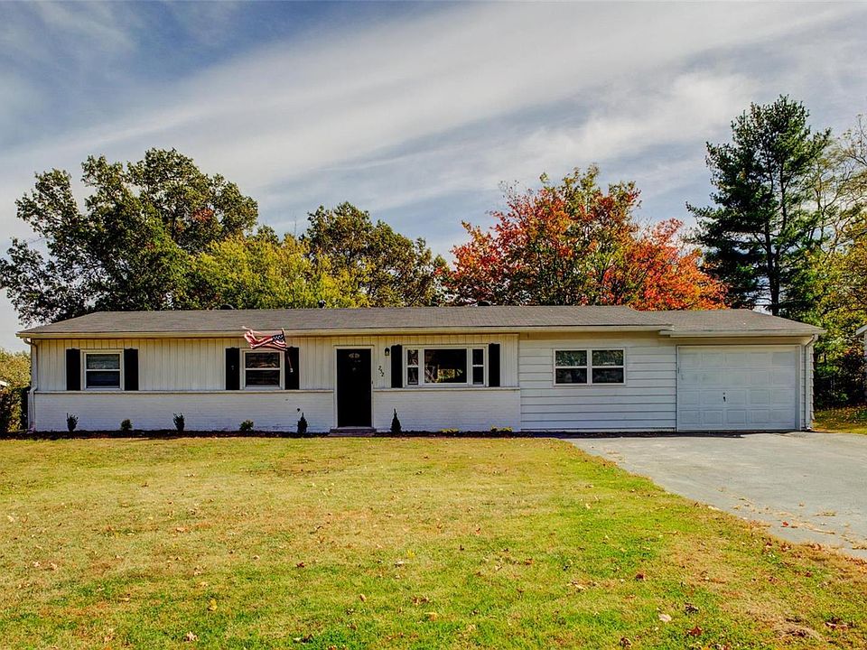 2nd image of 252 Howard Dr