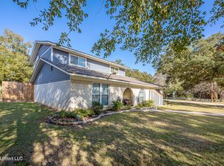 1600 Pat Dr, Gautier, MS 39553