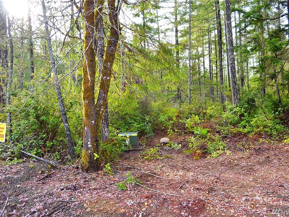 1st image of 231 E Blackberry Ln