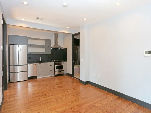 15 Cedar Street image 1 of 6