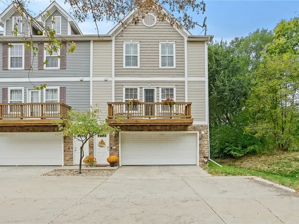 1150 Keystone Ln, Pleasant Hill, IA 50327