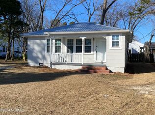 308 W Nance St, Whiteville, NC 28472
