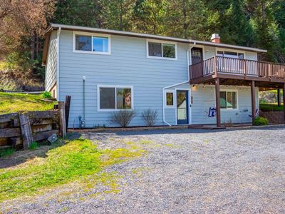 701 Bentz St, Troy, ID, 83871