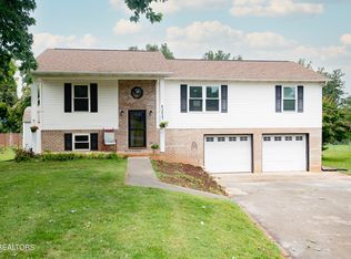 4023 Samuel Cir, Maryville, TN 37804