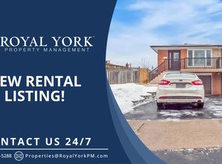 3421 Ellengale Dr #2, Mississauga, ON L5C1Z5