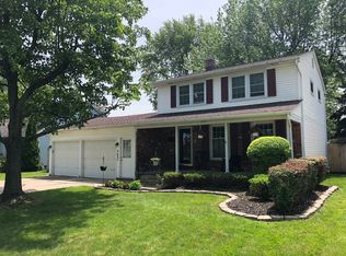 383 Willow Ridge Dr, Amherst, NY 14228