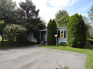 300 Fall Brook Cir, Clifton Springs, NY 14432