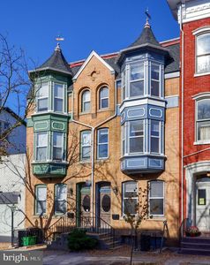 141 E Philadelphia St, York, PA, 17401