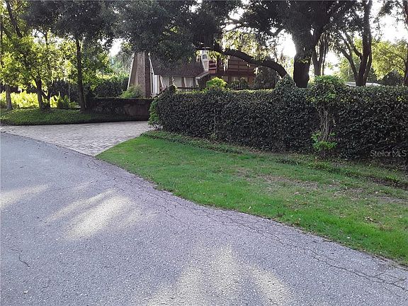 3rd image of 1711 Kaye Dr