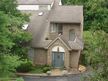 1st image of 601 Essex Ct
