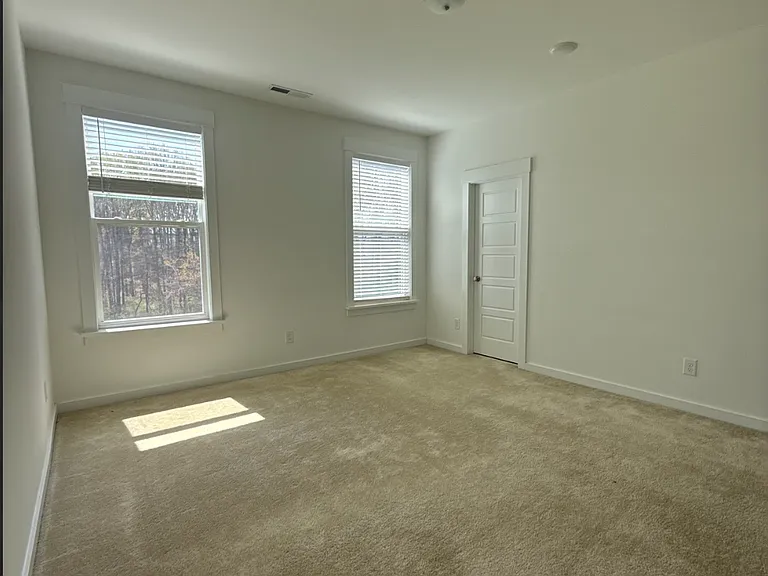 2059 Eva Pearl Dr — Photo 8