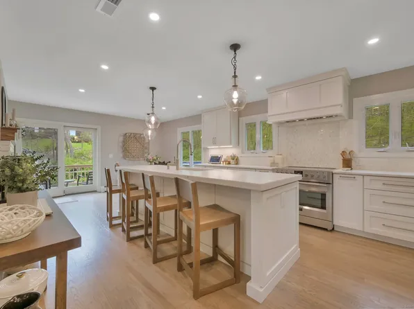 35 Katrina Circle, Bethel, CT 06801
