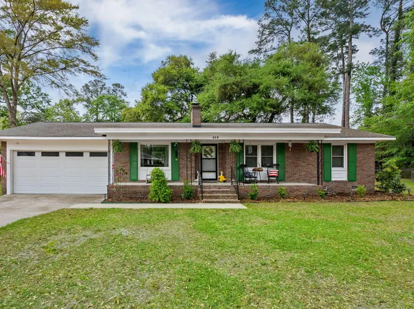 512 Dogwood Cir, Summerville, SC 29485