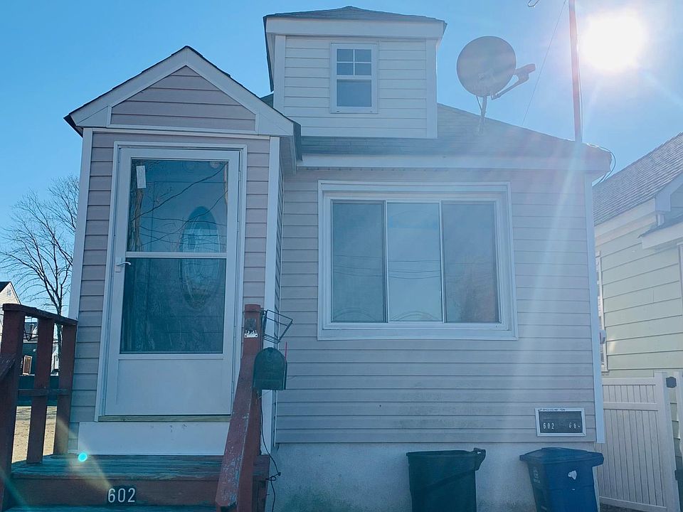 1st image of 602 Quincy Ave