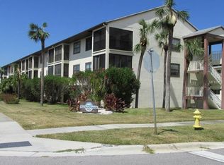 340 Causeway Blvd APT 205, Dunedin, FL 34698