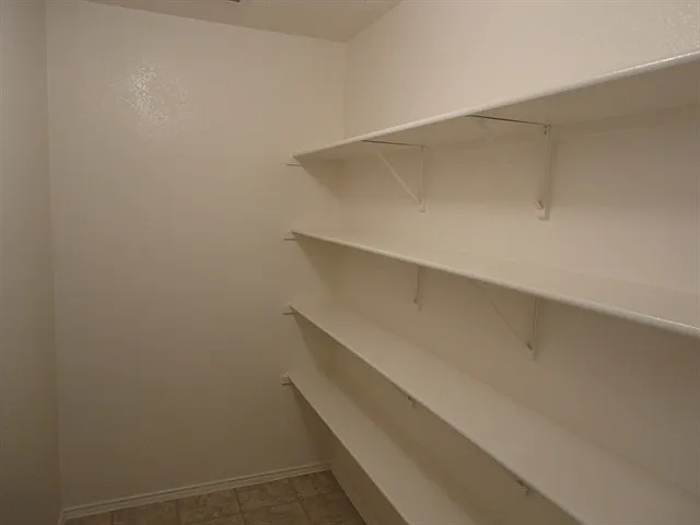 5200 Emmeryville Ln — Photo 6