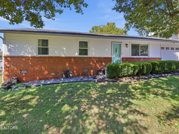 733 E Beaver Creek Dr, Knoxville, TN 37918
