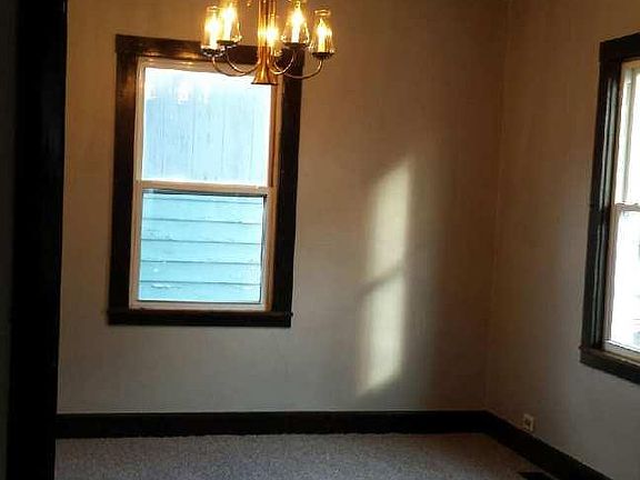 3rd image of 313 S Hazelwood Ave