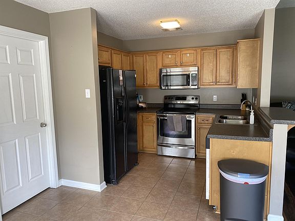 5th image of 130 Clay Hill Dr