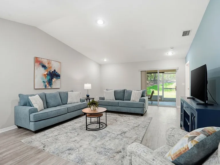 5356 W Oak Park Blvd — Photo 9