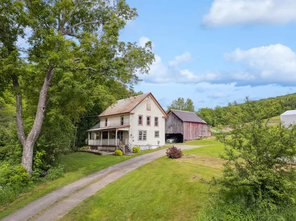 46 Upper Village Road, Chelsea, VT 05038