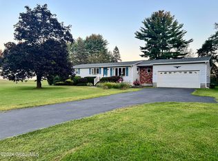 1078 W Galway Rd, Hagaman, NY 12086