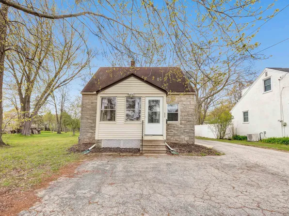512 E Allouez Ave, Green Bay, WI 54301