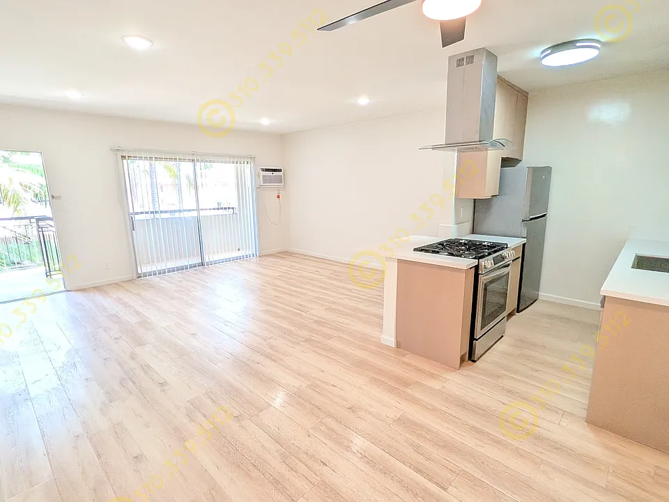 11657 Iowa Ave #12