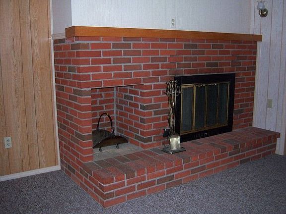 4th image of 132 Camelot Dr