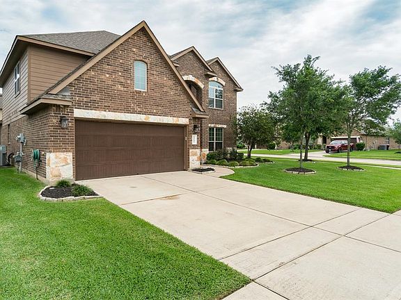 4th image of 18602 Tara Ashley St