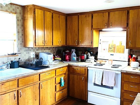 5th image of 40 Cypress Valley Rd