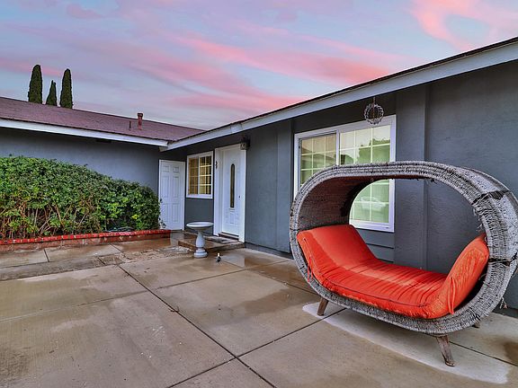 2nd image of 6426 N Pepperdine Cir