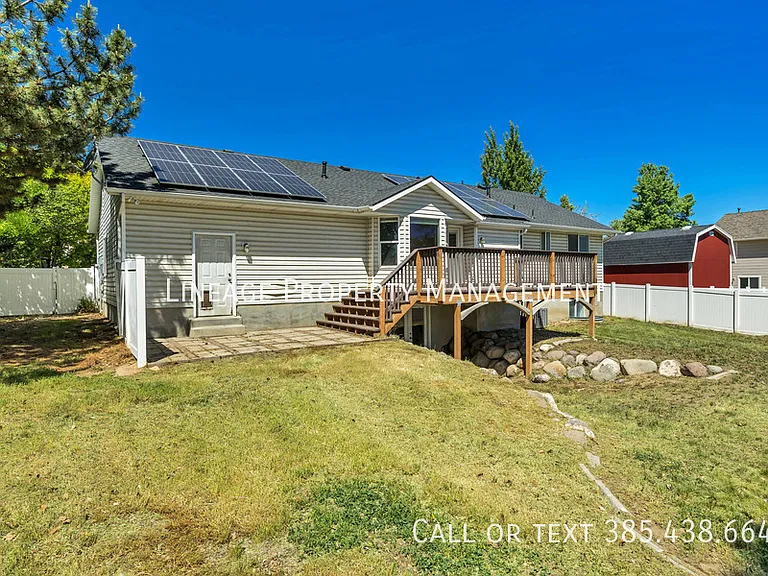 13863 Kessler Peak Dr #A — Photo 17