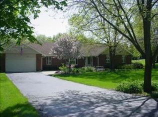 3821 Ravenglass Rdg, Crystal Lake, IL 60012