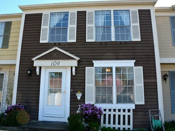 4622 S 272nd St Unit 109, Kent, WA 98032