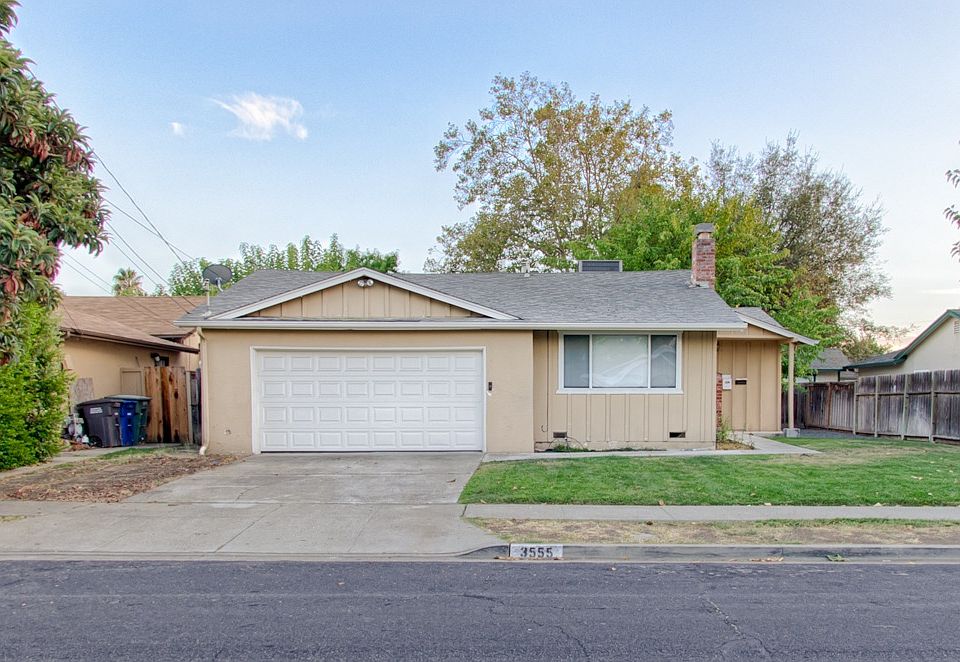 2nd image of 3555 Esperanza Dr