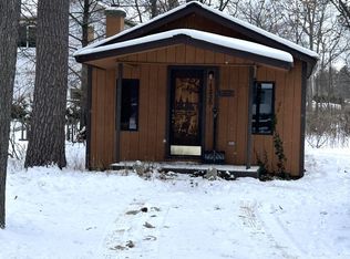 1235 Oakland St, Traverse City, MI 49686