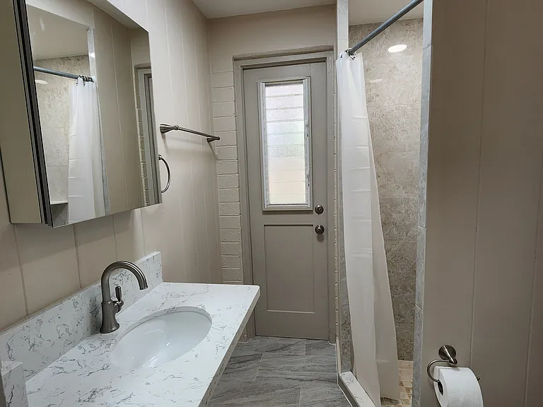 321 California Ave #5 — Photo 15