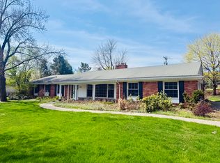 5730 Burnham Rd, Bloomfield Hills, MI 48302