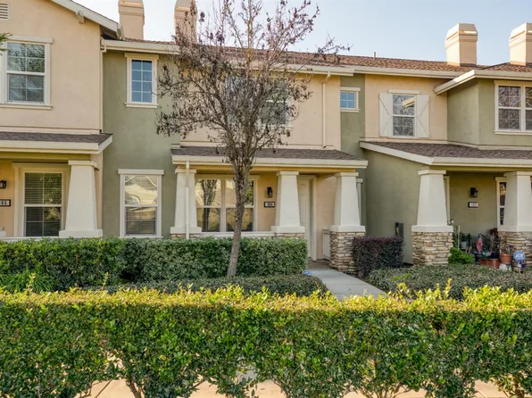 588 Cutting Horse Dr Unit 164, Oakdale, CA 95361